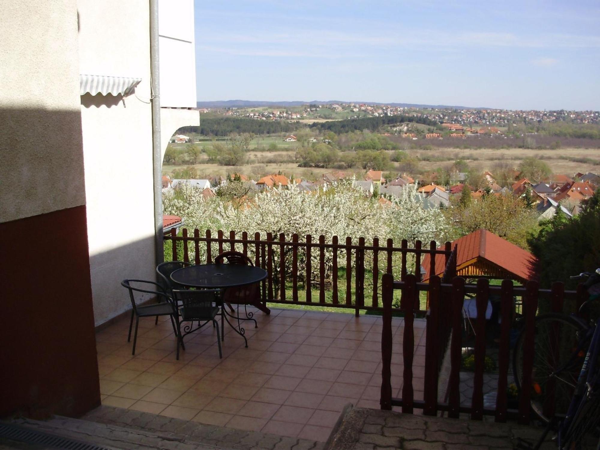 Apartman Berki Héviz Zewnętrze zdjęcie