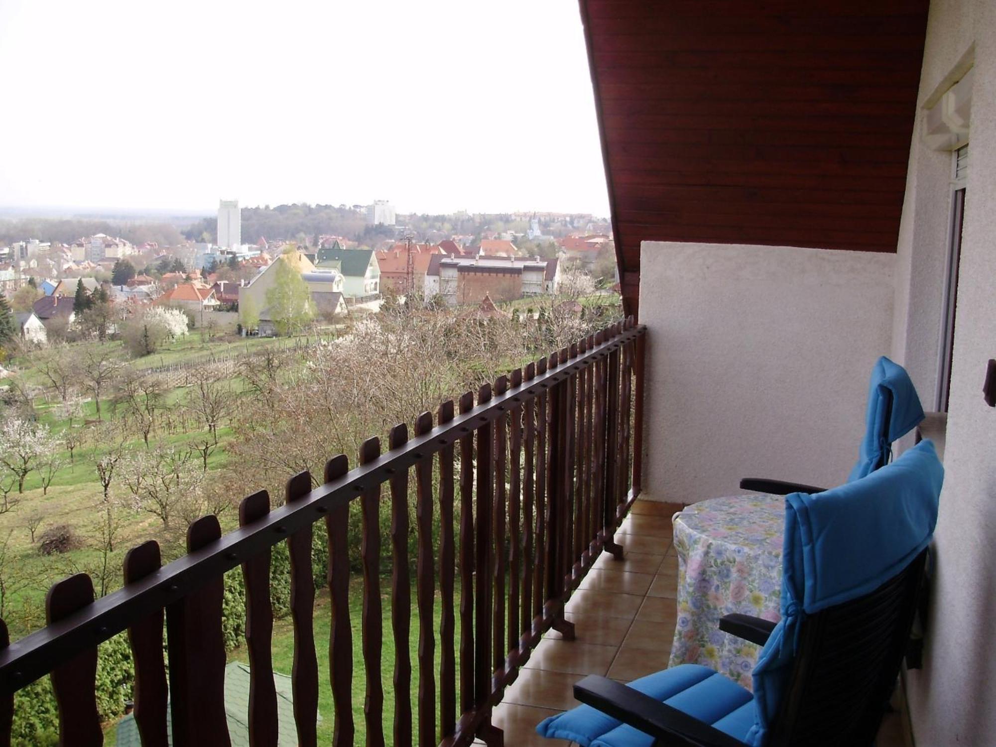 Apartman Berki Héviz Zewnętrze zdjęcie